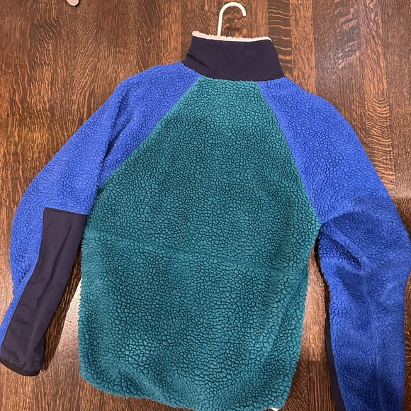 Fuzzy Nike zip up - Picture 2 of 2